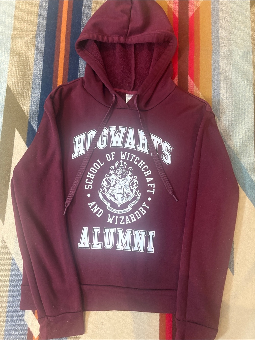 Hogwarts Alumni Crewneck Sweatshirt - Burgundy